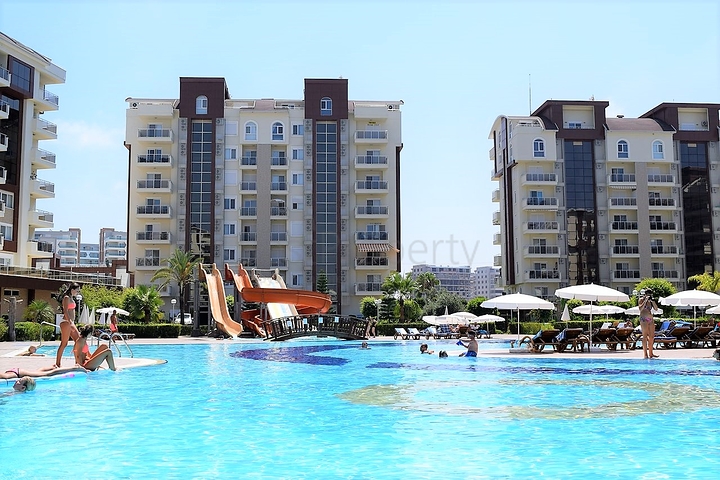 شقة غرفة وصالة مفروشة ضمن مجمع سكني في افسلار / الانيا 