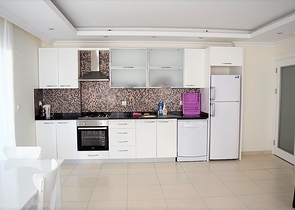 شقة غرفة وصالة مفروشة ضمن مجمع سكني في افسلار / الانيا 