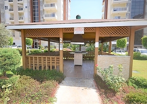 شقة غرفة وصالة مفروشة ضمن مجمع سكني في افسلار / الانيا 