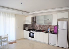 شقة غرفة وصالة مفروشة ضمن مجمع سكني في افسلار / الانيا 