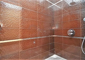 قصر فاخر باطلالة بحرية في الانيا 