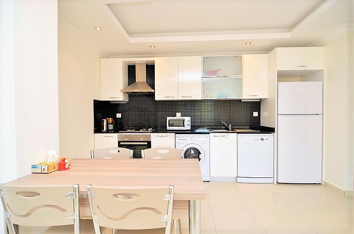 شقة مفروشة من تصميم غرفة وصالة ضمن مجمع خمس نجوم في الانيا منطقة افسلار 