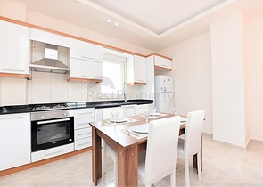 شقة غرفتين وصالة مفروشة ضمن مجمع سكني في شارع بارباروس - مهموتلار / الانيا 