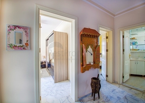 فيلا واسعة في الانيا بسعر ممتاز 