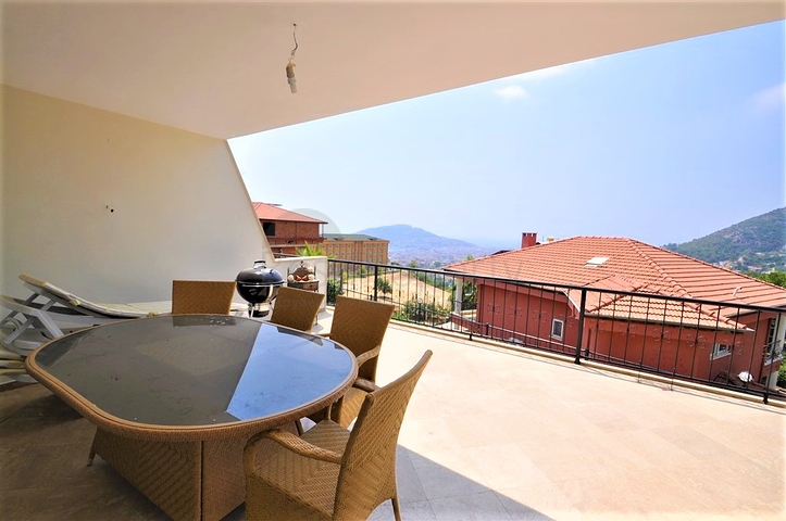 فيلا مفروشة - تصميم ثلاث غرف وصالة في جيكجلي / الانيا 