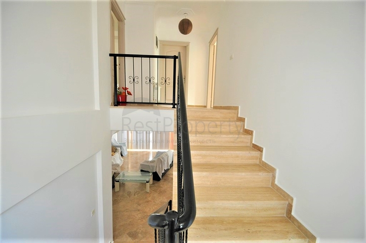 فيلا مفروشة - تصميم ثلاث غرف وصالة في جيكجلي / الانيا 