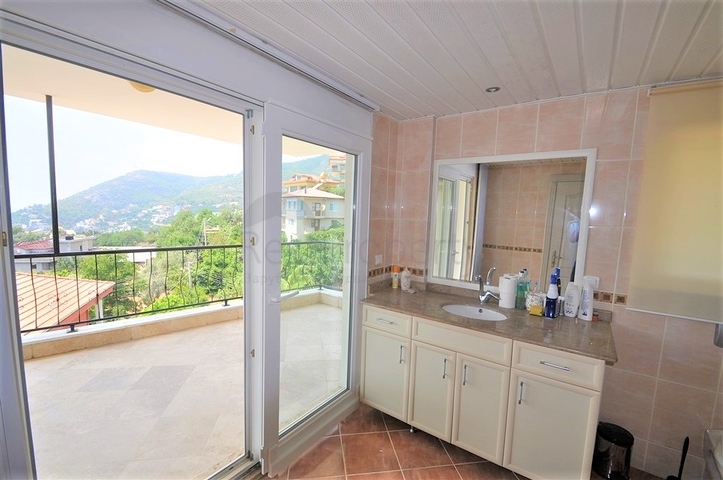 فيلا مفروشة - تصميم ثلاث غرف وصالة في جيكجلي / الانيا 