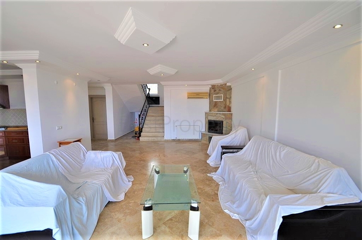 فيلا مفروشة - تصميم ثلاث غرف وصالة في جيكجلي / الانيا 