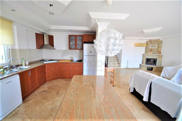 فيلا مفروشة - تصميم ثلاث غرف وصالة في جيكجلي / الانيا 