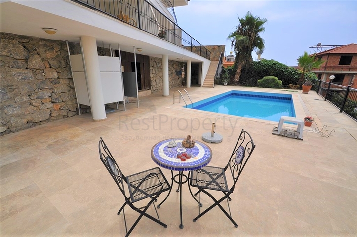 فيلا مفروشة - تصميم ثلاث غرف وصالة في جيكجلي / الانيا 