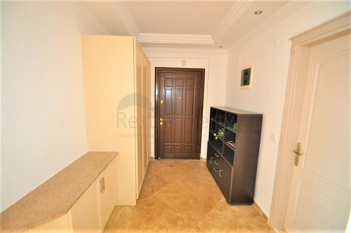 فيلا مفروشة - تصميم ثلاث غرف وصالة في جيكجلي / الانيا 