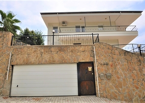 فيلا مفروشة - تصميم ثلاث غرف وصالة في جيكجلي / الانيا 