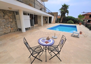 فيلا مفروشة - تصميم ثلاث غرف وصالة في جيكجلي / الانيا 