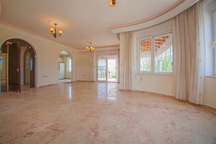 فيلا مستقلة دوبلكس - قريبة من مركز المدينة - مهموتلار / الانيا 