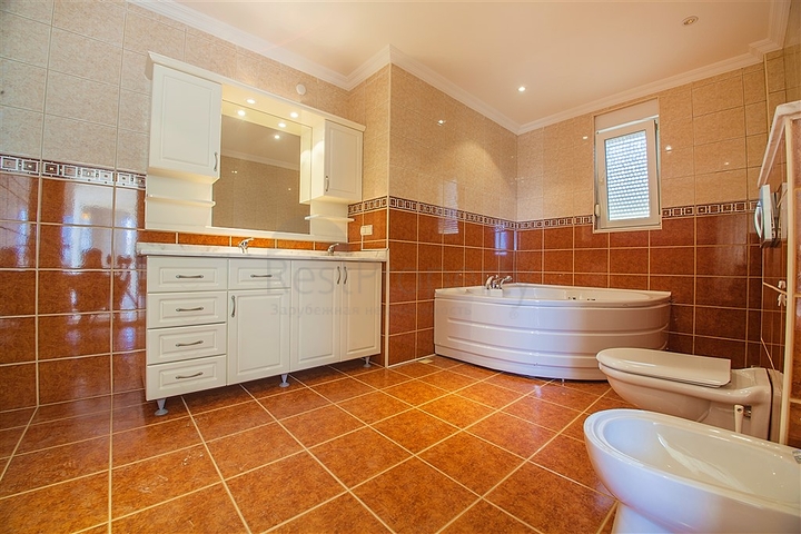 فيلا مستقلة دوبلكس - قريبة من مركز المدينة - مهموتلار / الانيا 