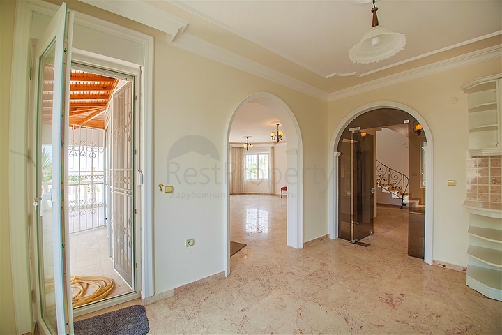 فيلا مستقلة دوبلكس - قريبة من مركز المدينة - مهموتلار / الانيا 