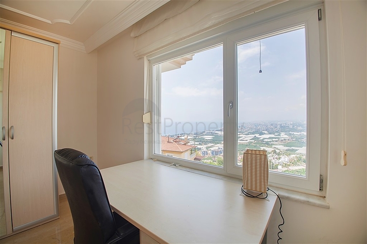 فيلا مستقلة مع تراس واسع واطلالة بحر ساحرة في كارجي جاك / الانيا 