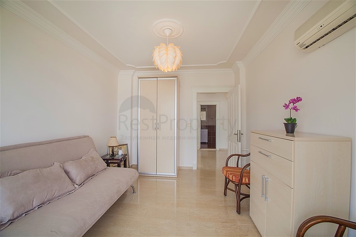 فيلا مستقلة مع تراس واسع واطلالة بحر ساحرة في كارجي جاك / الانيا 