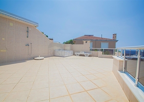 فيلا مستقلة مع تراس واسع واطلالة بحر ساحرة في كارجي جاك / الانيا 