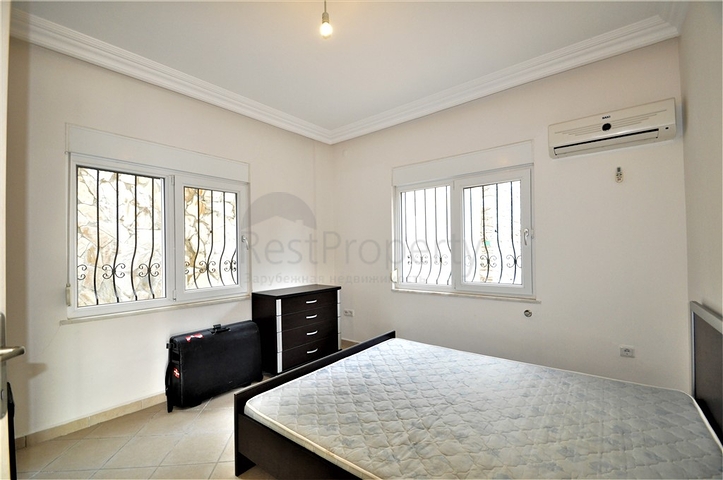 اطلالة بحر وقلعة  فيلا مع مسبح خاص في الانيا 