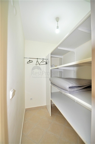 اطلالة بحر وقلعة  فيلا مع مسبح خاص في الانيا 