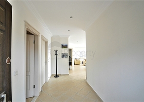 اطلالة بحر وقلعة  فيلا مع مسبح خاص في الانيا 