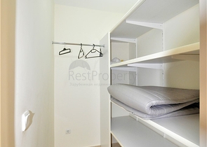 اطلالة بحر وقلعة  فيلا مع مسبح خاص في الانيا 