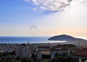 اطلالة بحر وقلعة  فيلا مع مسبح خاص في الانيا 