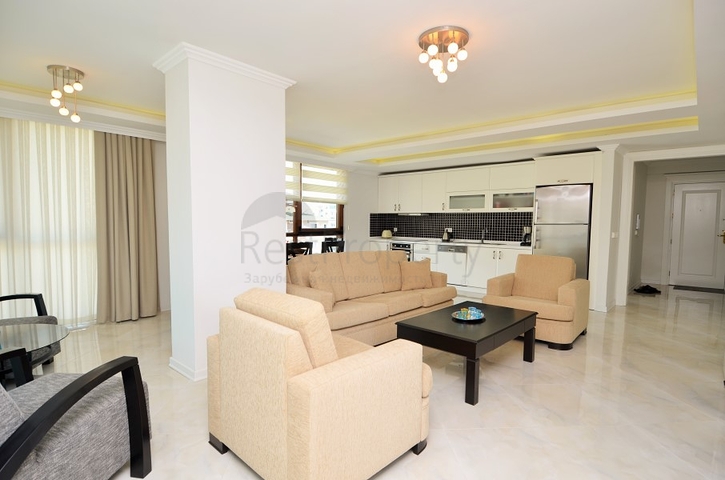 اطلالة بحر مباشرة - شقة ثلاث غرف وصالة فاخرة في اوبا / الانيا 