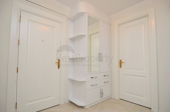 اطلالة بحر مباشرة - شقة ثلاث غرف وصالة فاخرة في اوبا / الانيا 