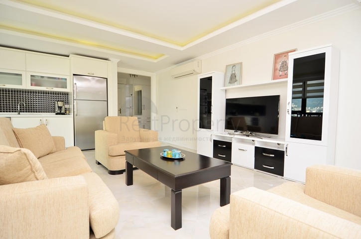 اطلالة بحر مباشرة - شقة ثلاث غرف وصالة فاخرة في اوبا / الانيا 