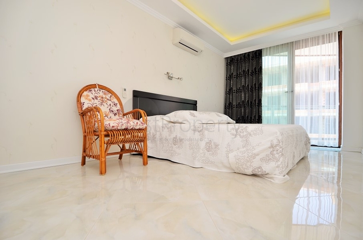 اطلالة بحر مباشرة - شقة ثلاث غرف وصالة فاخرة في اوبا / الانيا 