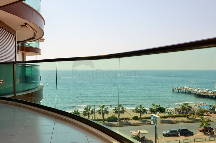 اطلالة بحر مباشرة - شقة ثلاث غرف وصالة فاخرة في اوبا / الانيا 