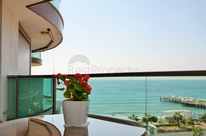 اطلالة بحر مباشرة - شقة ثلاث غرف وصالة فاخرة في اوبا / الانيا 