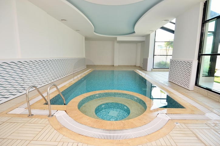 اطلالة بحر مباشرة - شقة ثلاث غرف وصالة فاخرة في اوبا / الانيا 