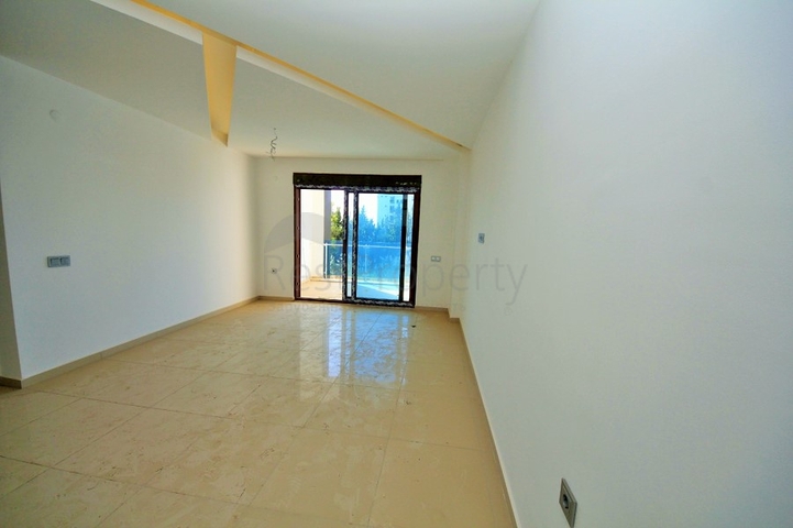 شقة بغرفة نوم وصالة في كاستل / الانيا 