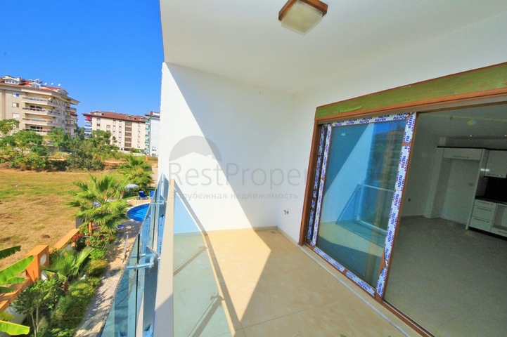 شقة بغرفة نوم وصالة في كاستل / الانيا 