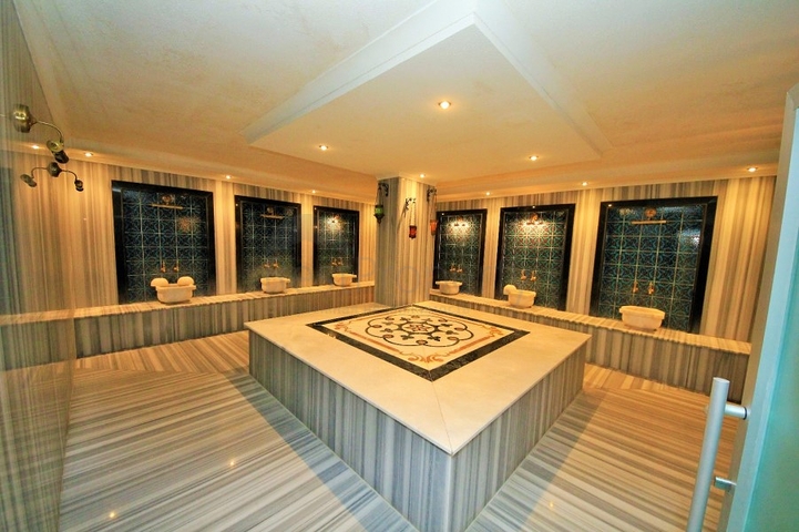 شقة بغرفة نوم وصالة في كاستل / الانيا 