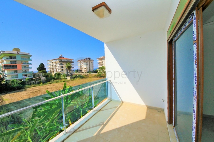 شقة بغرفة نوم وصالة في كاستل / الانيا 