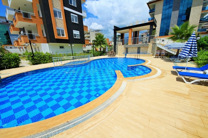 شقة بغرفة نوم وصالة في كاستل / الانيا 