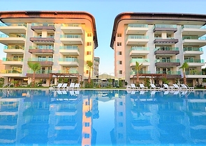 شقة على البحر مباشرة ً في الانيا / كاستل 