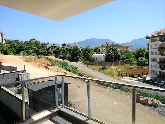 بسعر منافس - شقة ثلاث غرف وصالة في جيكجلي / الانيا 