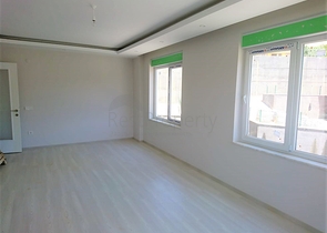 بسعر منافس - شقة ثلاث غرف وصالة في جيكجلي / الانيا 