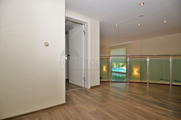 دوبكلس فاخرة بسعر مميز ضمن مجمع سكني فاخر في كارجي جاك /  الانيا 