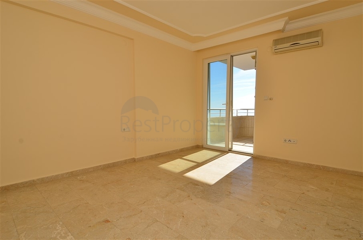 اطلالة بحر - دوبلكس عائلية واسعة للبيع في مهموتلار / الانيا 