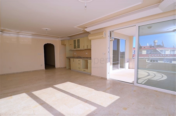 اطلالة بحر - دوبلكس عائلية واسعة للبيع في مهموتلار / الانيا 