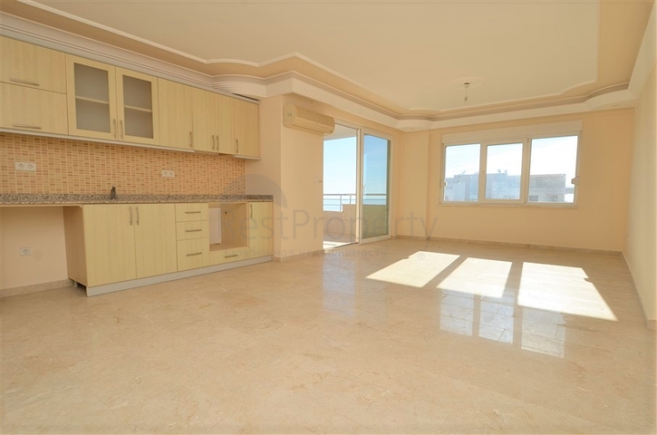 اطلالة بحر - دوبلكس عائلية واسعة للبيع في مهموتلار / الانيا 