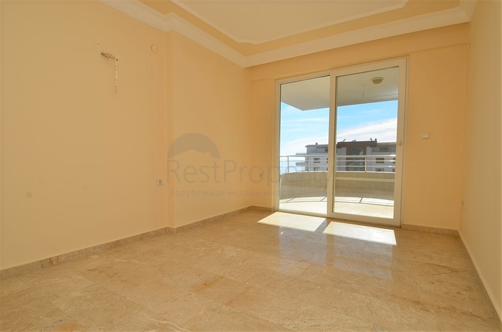 اطلالة بحر - دوبلكس عائلية واسعة للبيع في مهموتلار / الانيا 