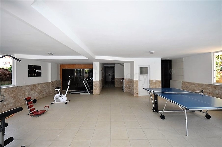 غرفتين وصالة مفروشة ضمن مجمع سكني في مهموتلار - الانيا 