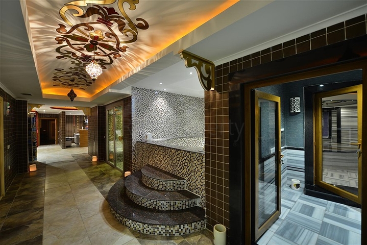 أحد أجمل المجمعات الفاخرة في ألانيا 